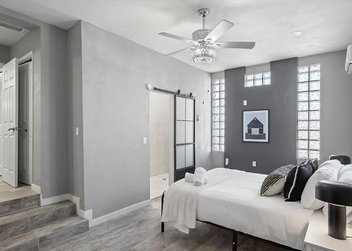 Tucson Oasis | Private Pool & Pet Friendly *