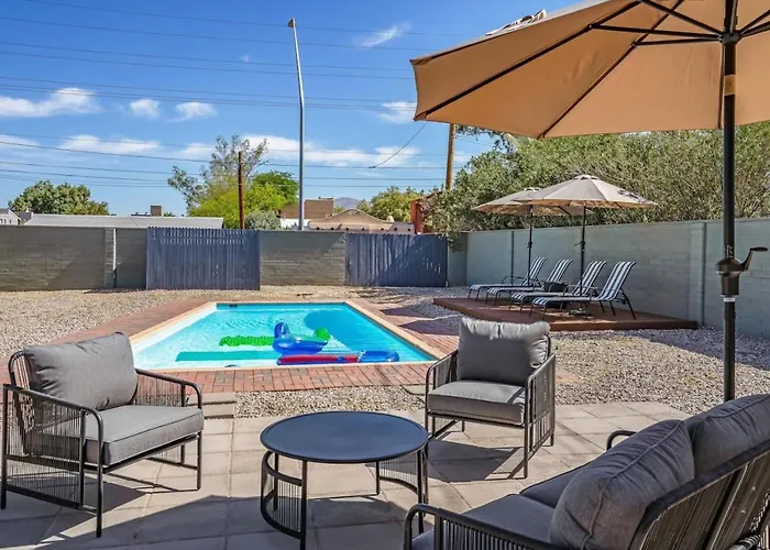 Tucson Oasis | Private Pool & Pet Friendly *